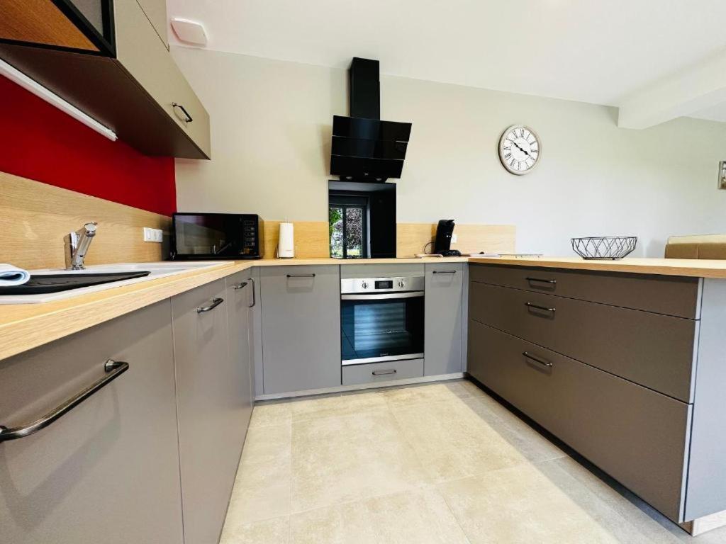 Holiday home Les Guernazelles